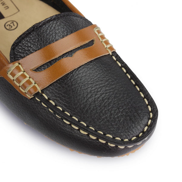 Classico Leather Moccasin Black Beige - Assembly Artisans Co.,Ltd.