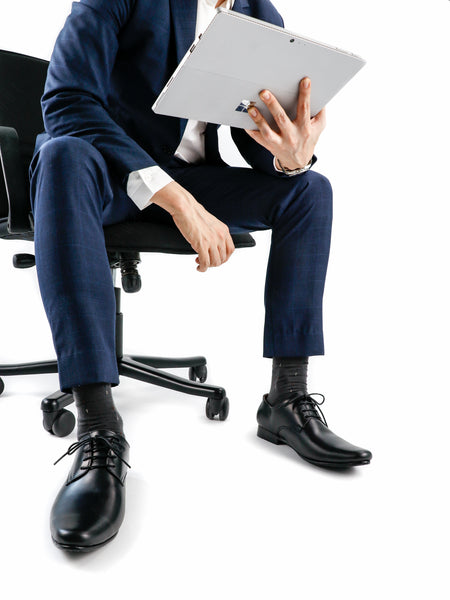 Classy Derby Onyx Black - Assembly Artisans Co.,Ltd.