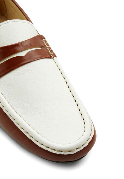 Gentle Leather Loafer Tan and White - Assembly Artisans Co.,Ltd.