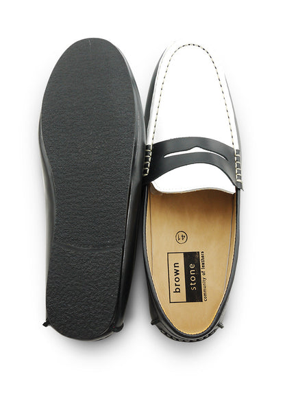 Gentle Leather Loafer Black and White - Assembly Artisans Co.,Ltd.